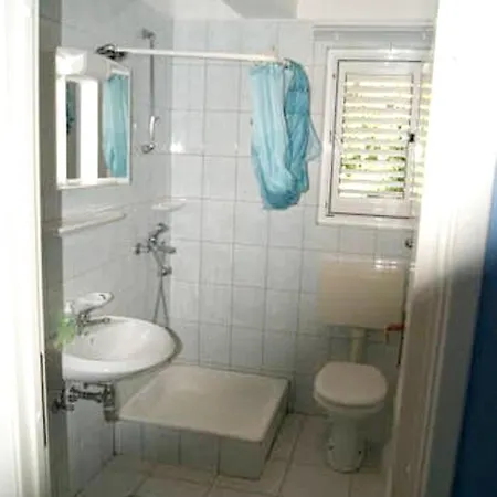 Apartamento One Bedroom With Wifi At Zadar